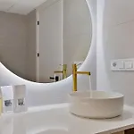 Апартаменти Solana 26 Incredible Sea Views *